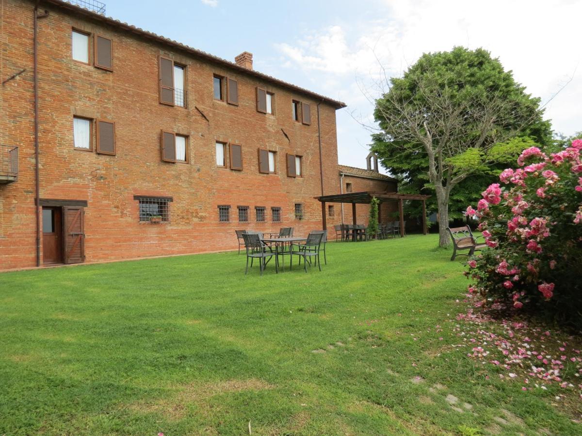 Agriturismo Borgo Del Papa Badia  Екстериор снимка