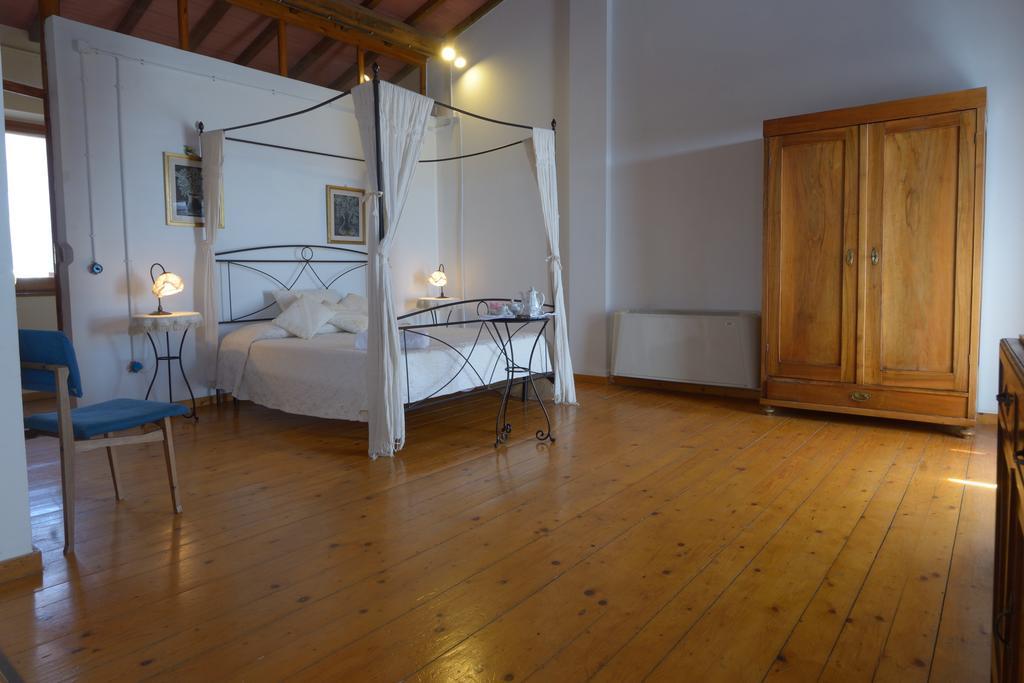 Agriturismo Borgo Del Papa Badia  Екстериор снимка