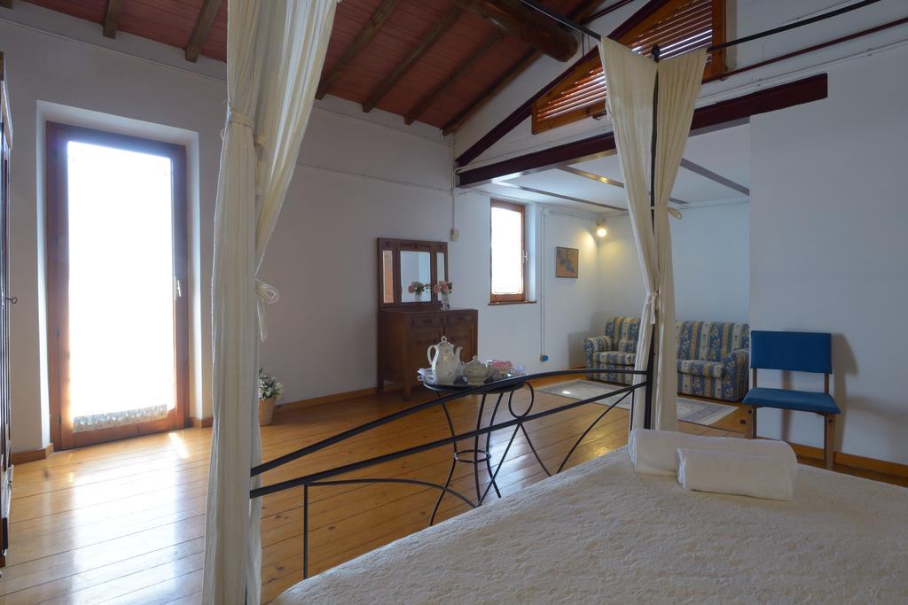 Agriturismo Borgo Del Papa Badia  Екстериор снимка