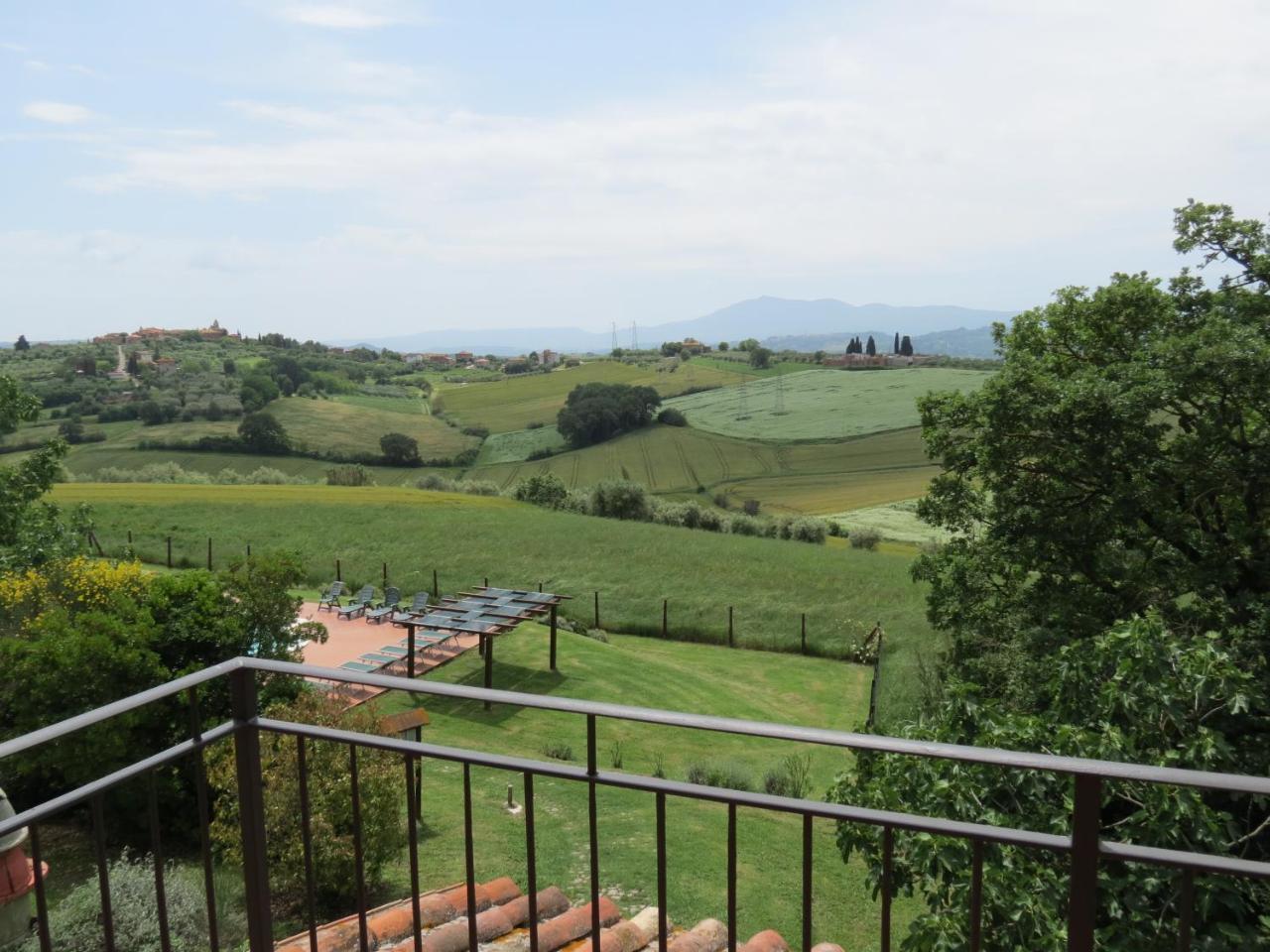 Agriturismo Borgo Del Papa Badia  Екстериор снимка