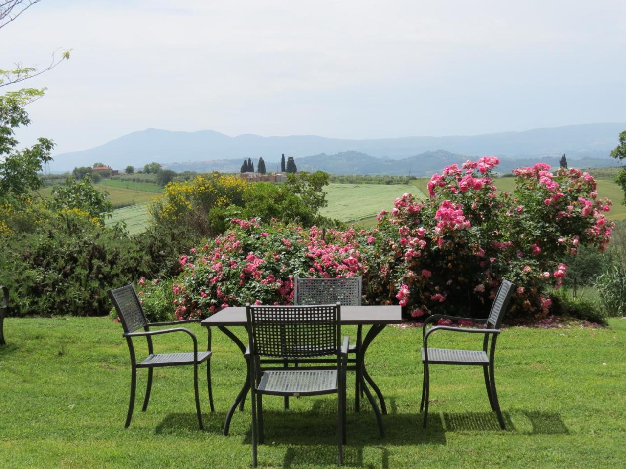 Agriturismo Borgo Del Papa Badia  Екстериор снимка