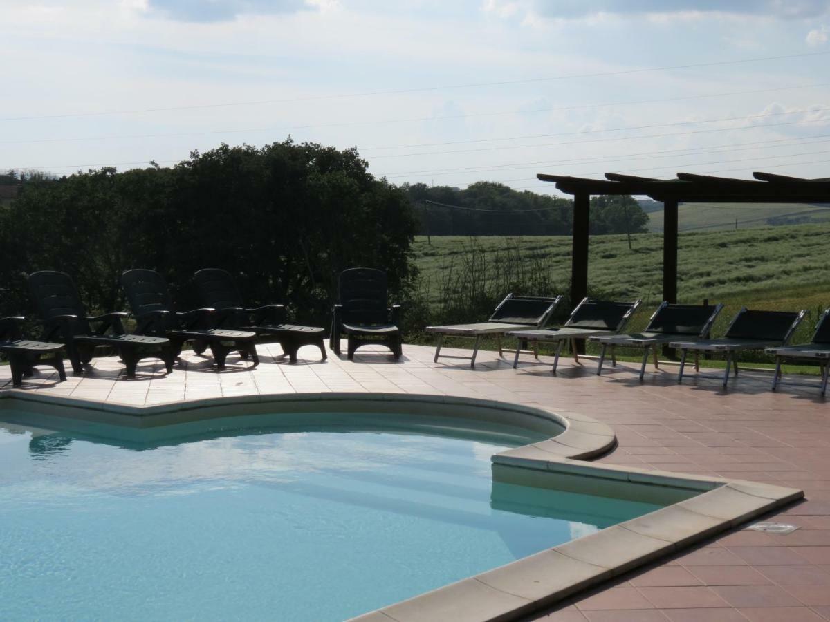 Agriturismo Borgo Del Papa Badia  Екстериор снимка